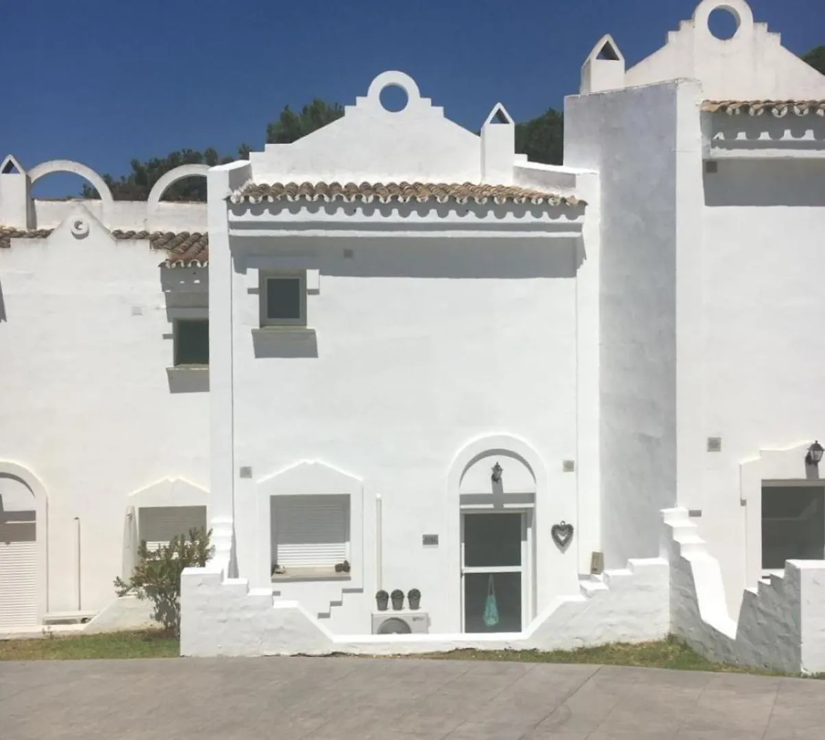 Casa Chico 2 Bedroom Townhouse 1 Mile From Marina & Beaches Marbella Spain