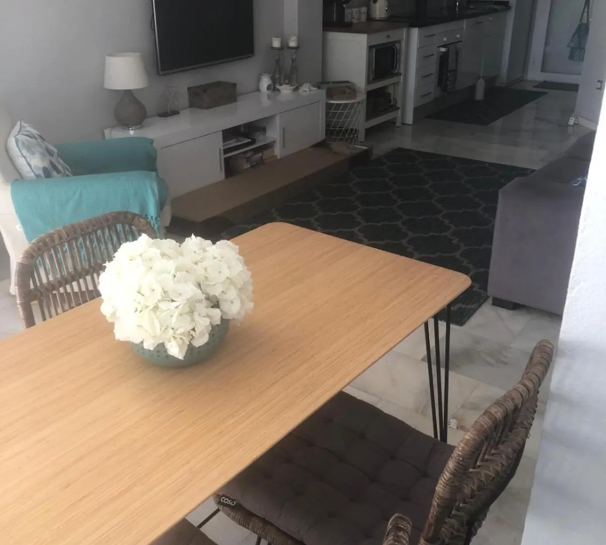 Casa Chico 2 Bedroom Townhouse 1 Mile From Marina & Beaches Marbella Apartment