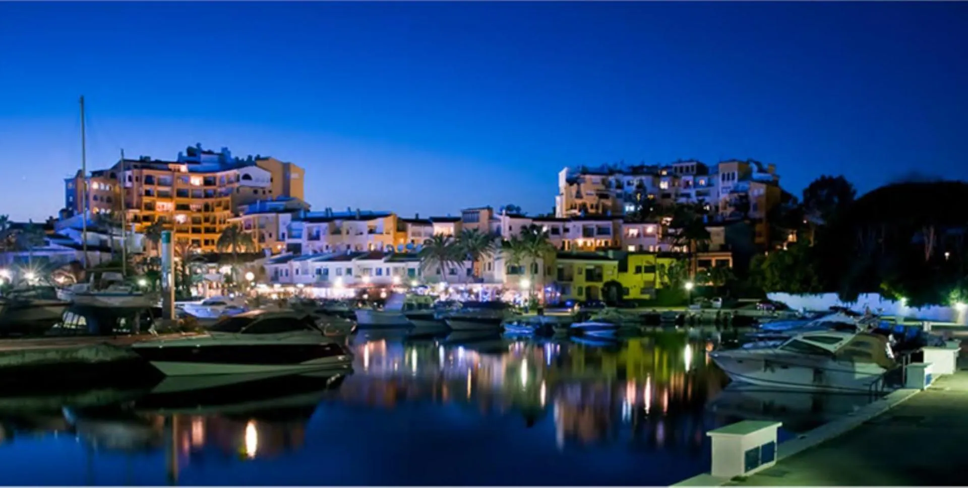Apartment Casa Chico 2 Bedroom Townhouse 1 Mile From Marina & Beaches Marbella Spain